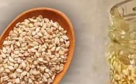 Strengthen Your Bones with Sesame Seeds and Honey: A Daily Spoonful of Health