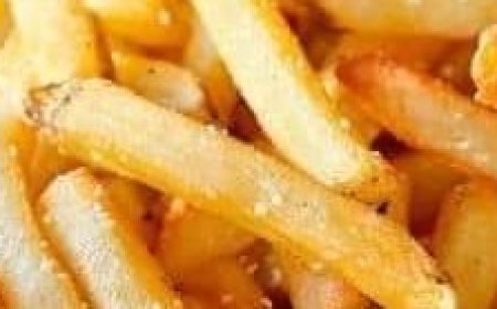 Perfectly Crispy French Fries: A Golden Delight