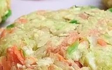 Fresh Cabbage and Carrot Patties