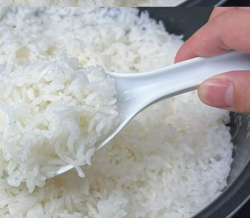 Adding only water when cooking rice is a big mistake. I will share with you the secret that hotels use