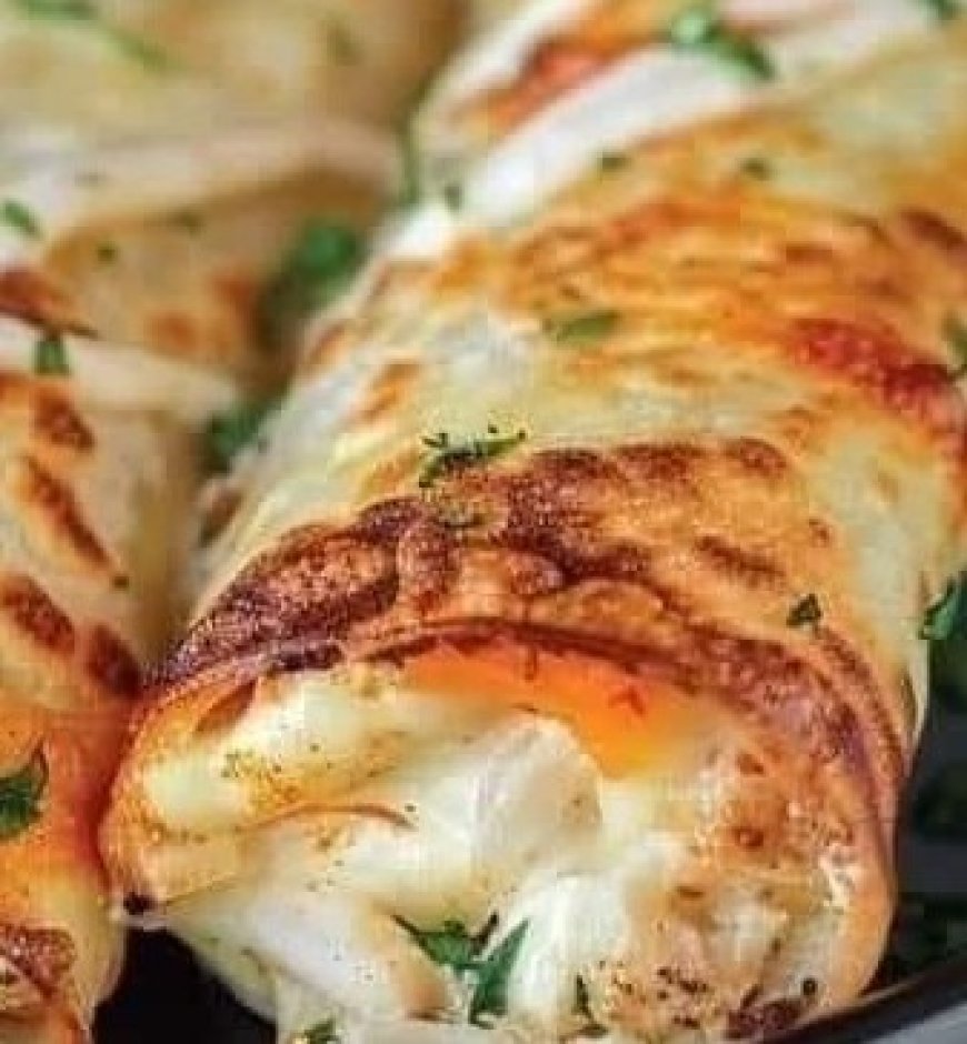 Mozzarella cheese slices