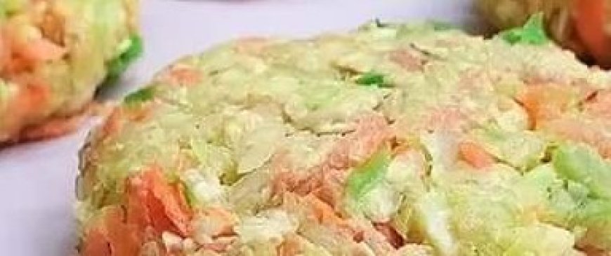 Fresh Cabbage and Carrot Patties