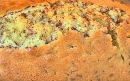 Cake with Lemon and Coconut