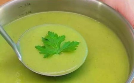 Vegetable Soup with Aromatic Croutons