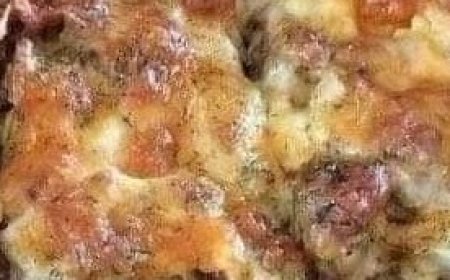 Cheesy Beef and Potato Casserole