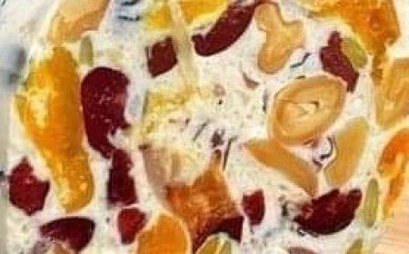 Nutty Fruit Bliss: A Sugar-Free Energy Dessert