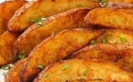 Crispy Baked Potato Wedges with Smoky Chipotle