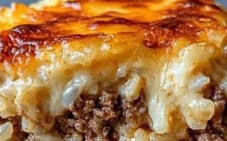 Cheesy Ground Beef and Rice Casserole