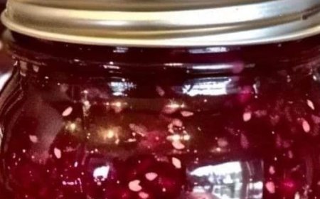 Hot Pepper Cranberry Jam