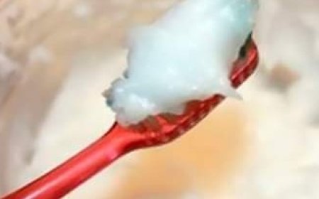 How to Naturally Whiten Your Teeth at Home in Just 3 Minutes Using Baking Soda and Coconut Oil