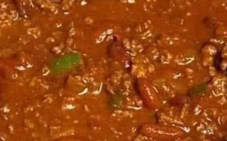 HUGE POT of Chilli At Home