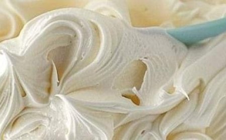 Cool Whip and Pudding Frosting