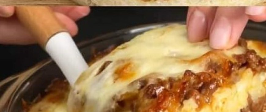 Grandma’s Classic Baked Pasta with Béchamel and Meat Sauce