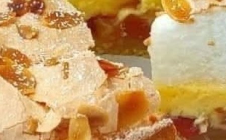 Delicate Apple Pie: A Melt-in-Your-Mouth Delight