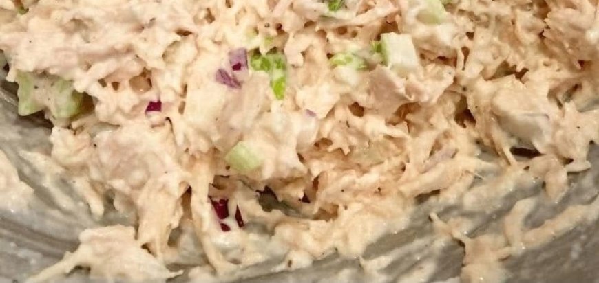 Chicken Salad with a Deli Twist