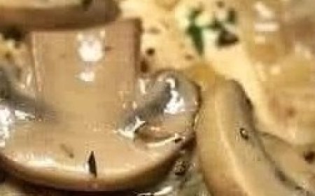 Creamy Garlic Mushroom Chicken