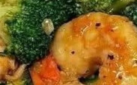 Quick and Healthy Sauteed Shrimp with Broccoli