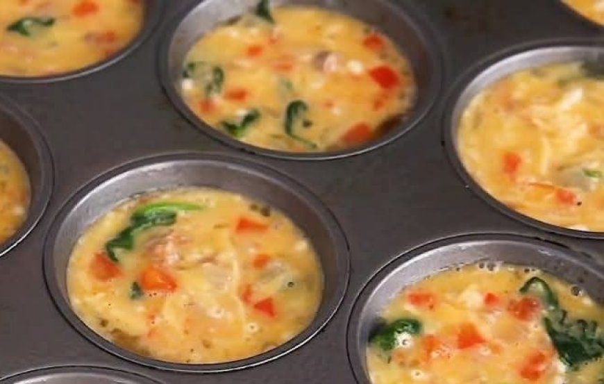 Egg Muffins with Spinach, Bell Pepper, and Sausage