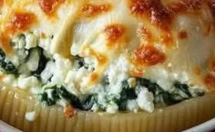 Ricotta and Spinach Stuffed Shells