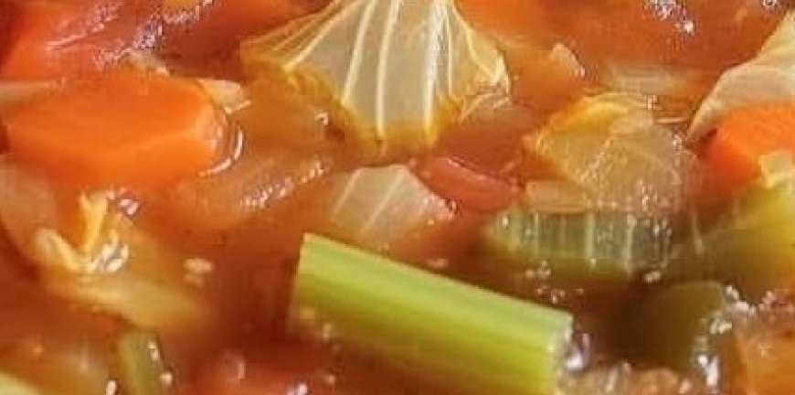 Slim & Nourish Cabbage Detox Soup