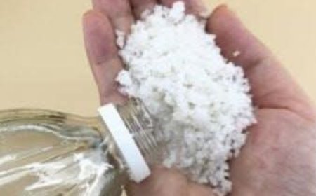 Vinegar Duo: A Powerful Cleaning & Healing Mixture