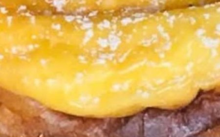 -Ingredient Yogurt Cake – No Sugar, No Flour, Ready in 5 Minutes