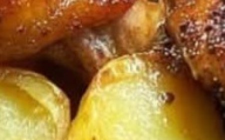 Garlic-Herb Chicken Thighs & Roasted Potatoes