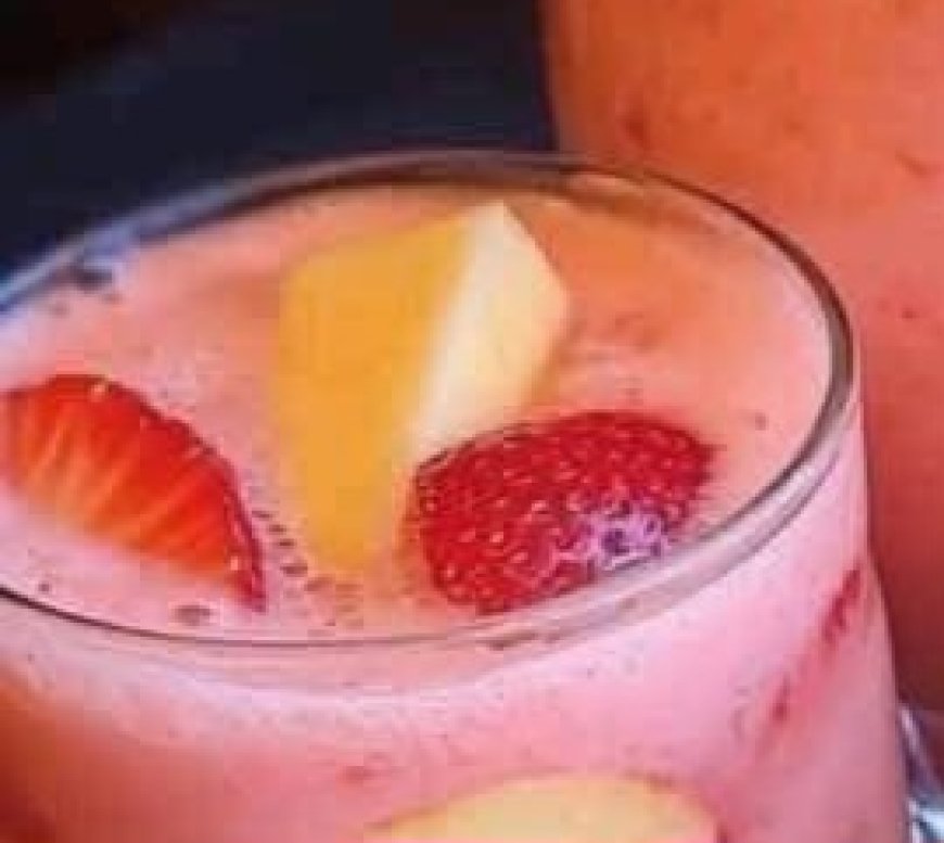 The Ultimate Creamy Strawberry Apple Punch: A Show-Stopping Refreshment for Any Gathering