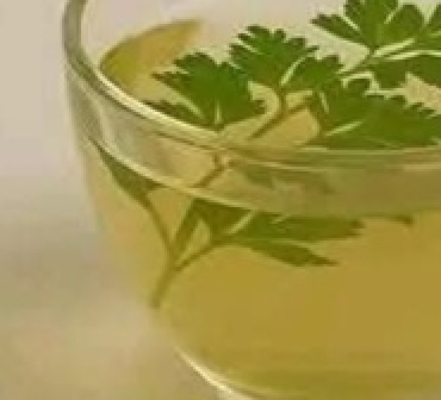 The Power of Parsley Tea: Natural Relief for Swelling in Legs, Ankles, and Feet