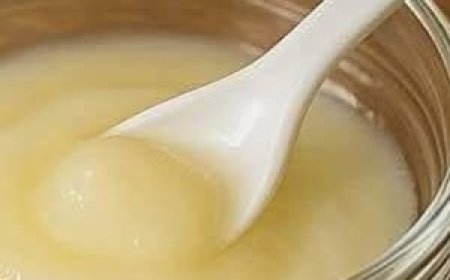 Vaseline and White Vinegar: Amazing Hacks You Never Knew