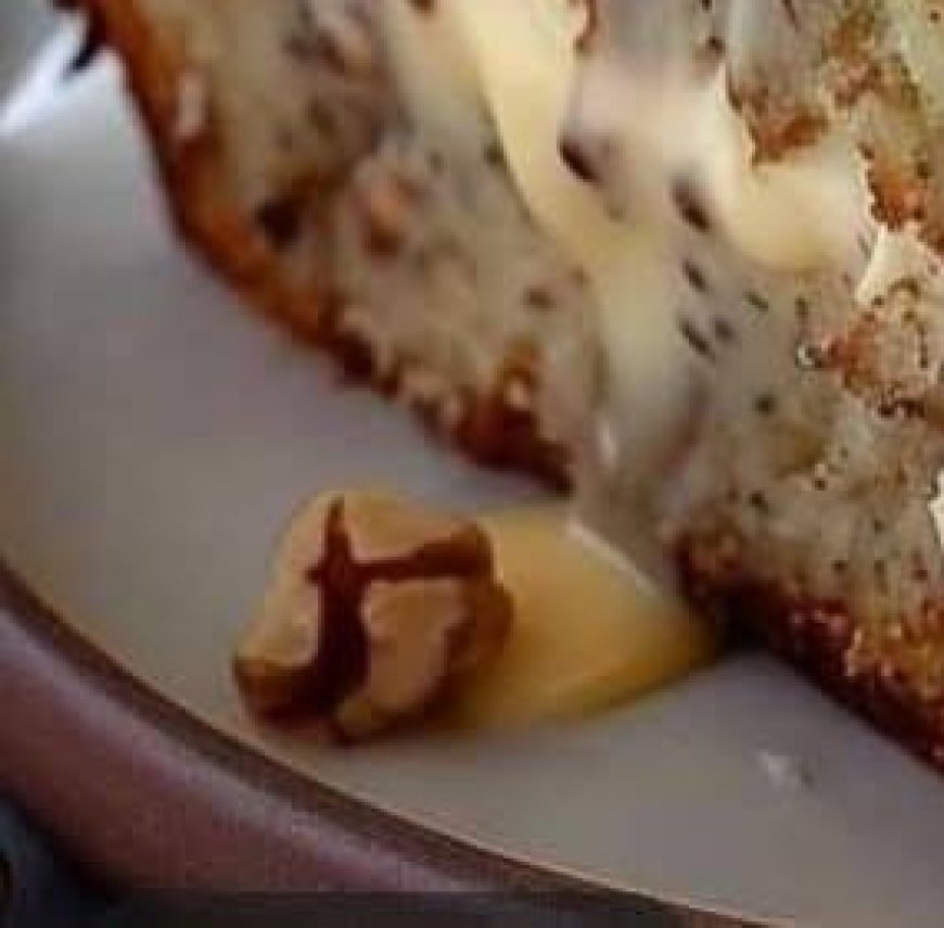 Banana Walnut Cake