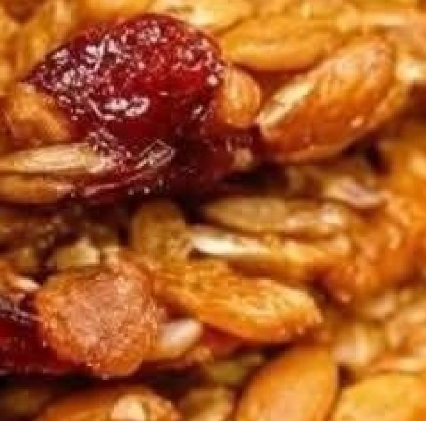Liver with Oatmeal and Nuts: Nutty Oat Cookies Packed with Flavor and Crunch