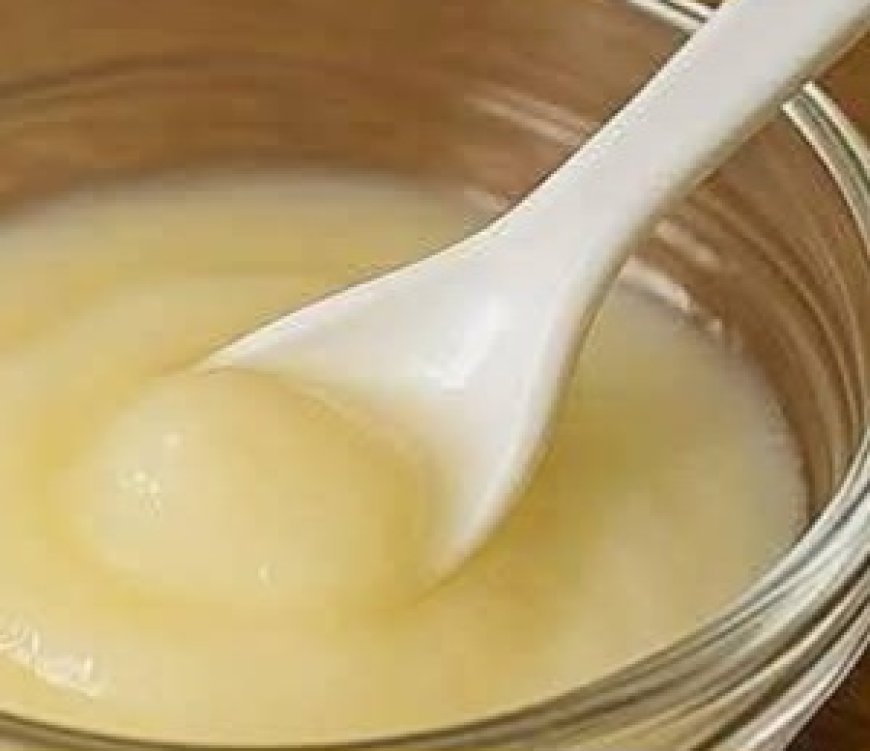 Vaseline and White Vinegar: Amazing Hacks You Never Knew