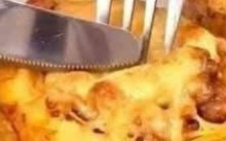 Twice-Baked Potatoes with Meat and Cheese Filling