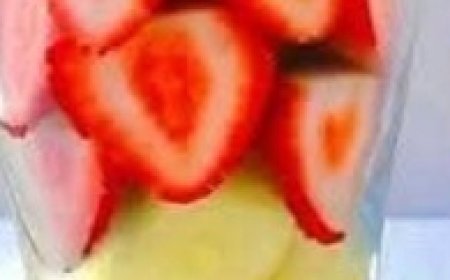 Pineapple, Strawberry, and Mango Smoothie