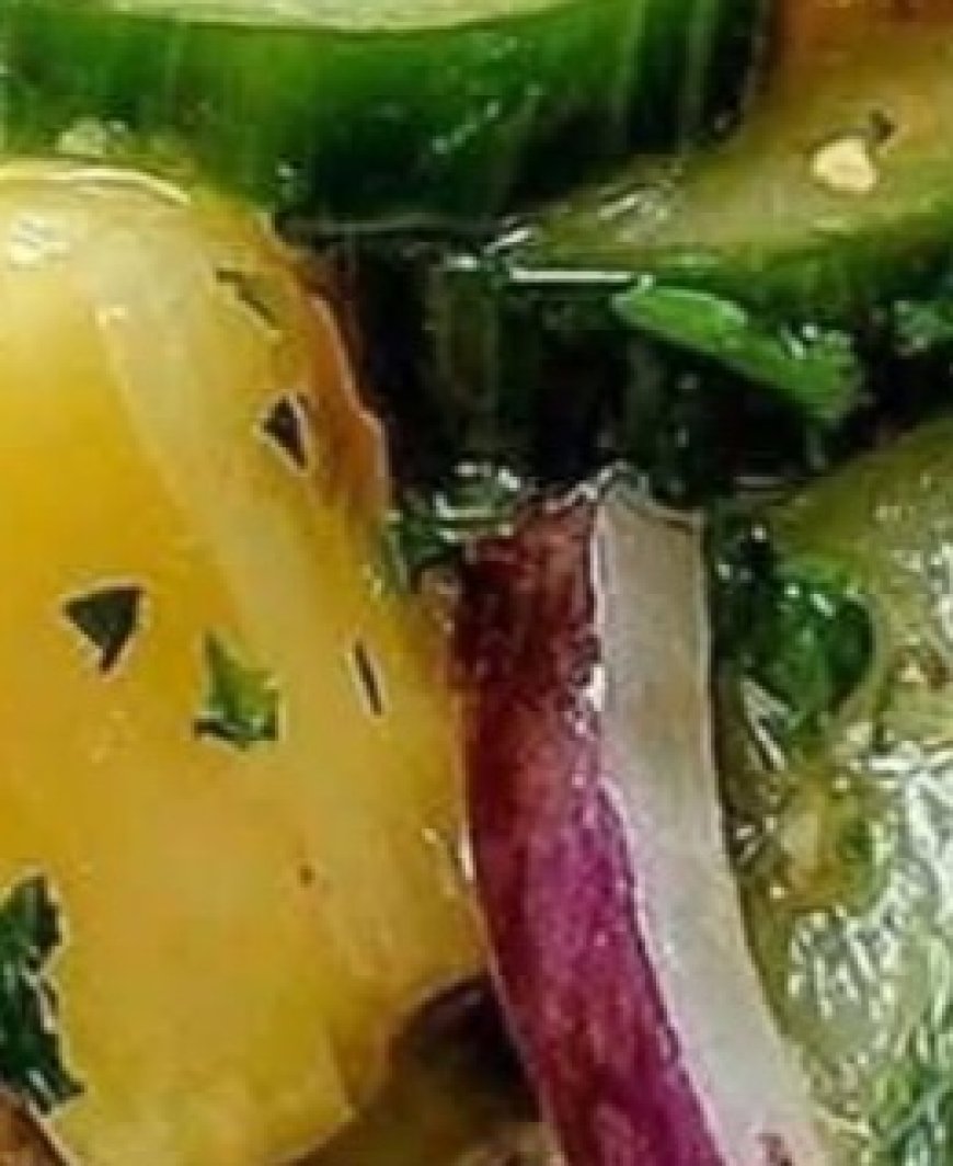 Pineapple Cucumber Salad: A Tropical Twist on Freshness