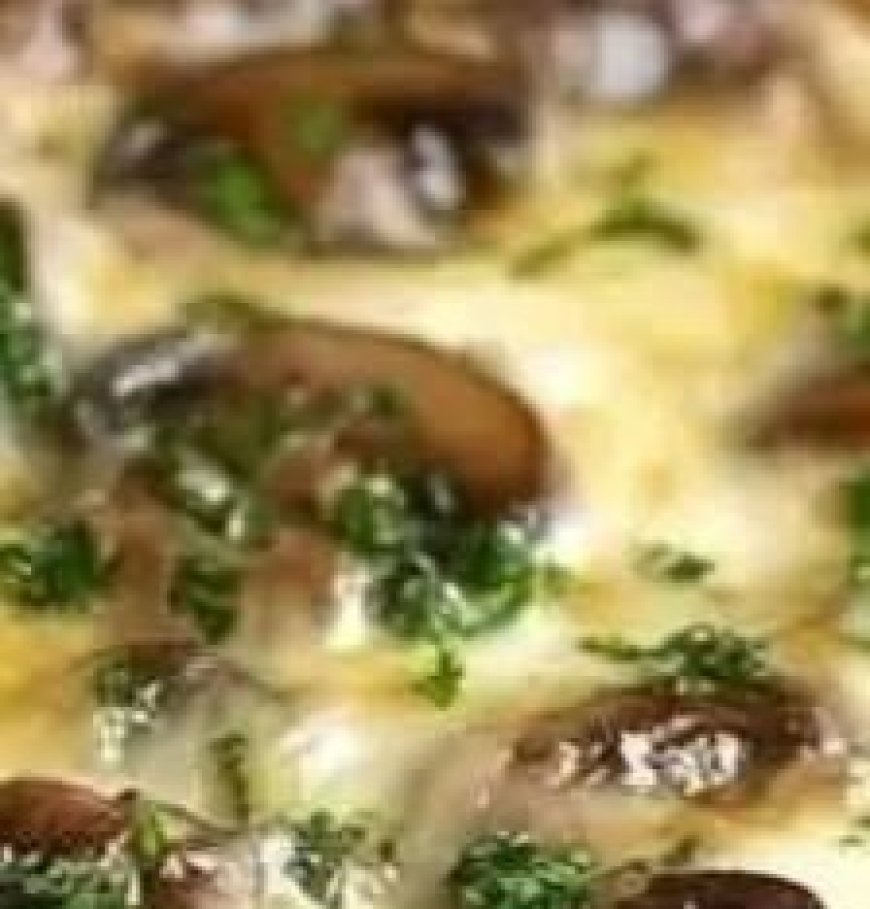 Cheesy Mushroom Beef & Rice Bake