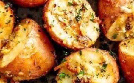 Crispy Crunchy Parmesan Potatoes