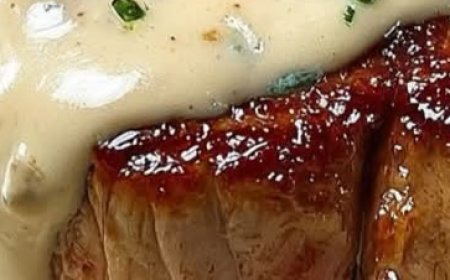 FILET MIGNON SAUCE ROQUEFORT BLANCHE