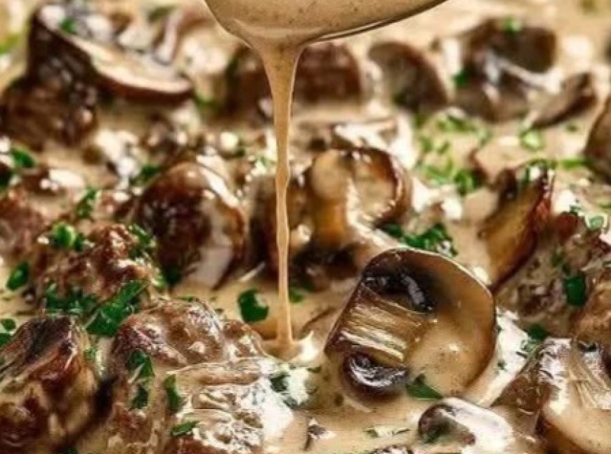 Pork Steaks in Creamy Sauce with Mushrooms