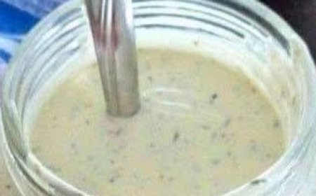 Homemade Creamy Ranch Dressing