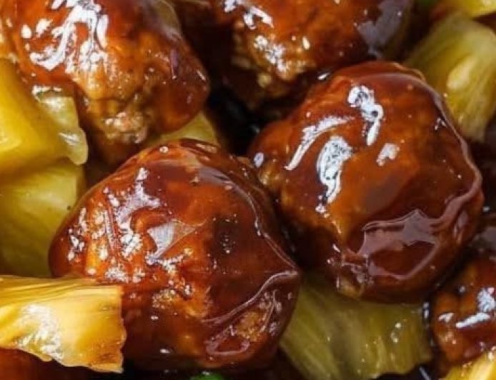 Pineapple BBQ Meatballs (Easy & Delicious)