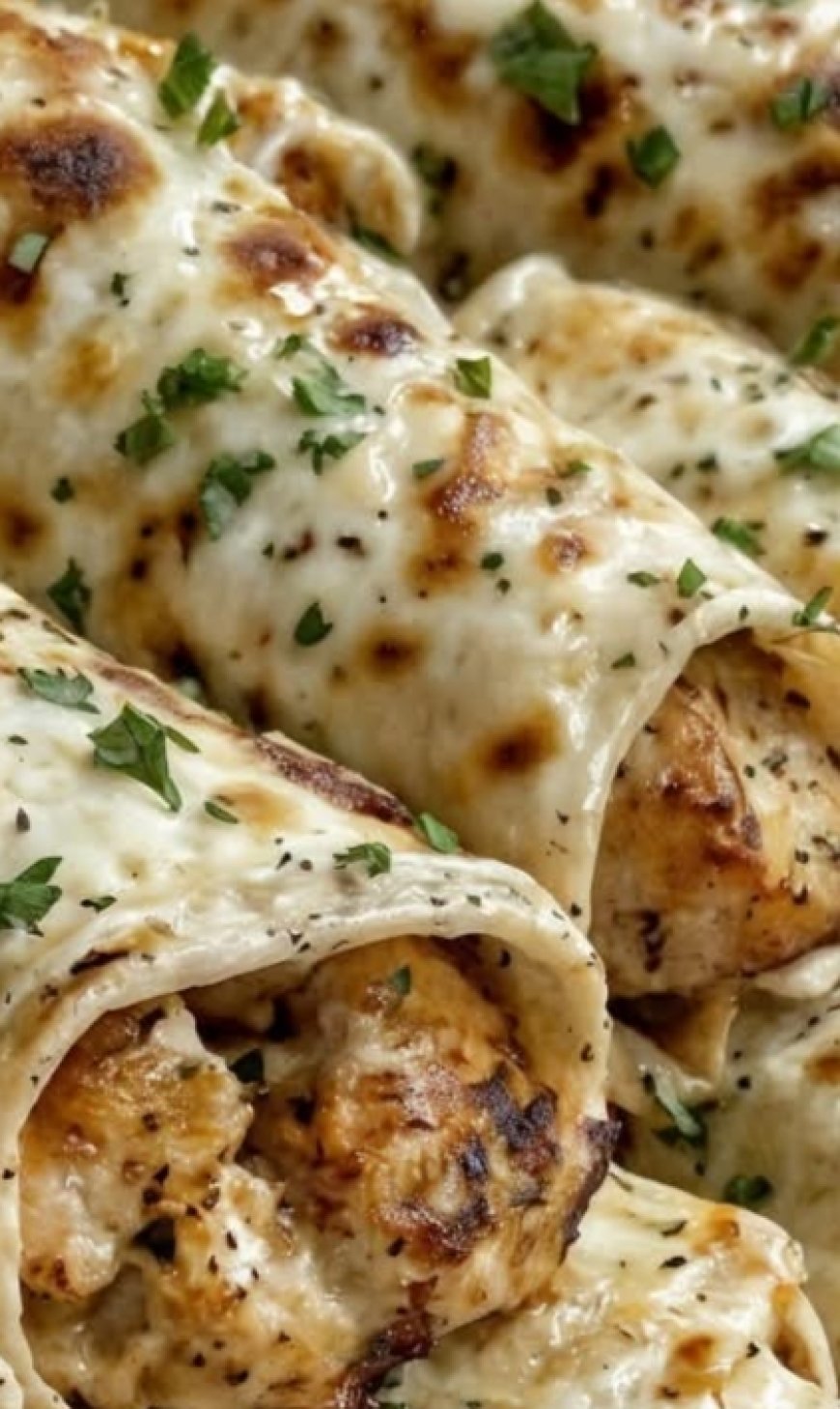 Cheesy Garlic Chicken Wraps