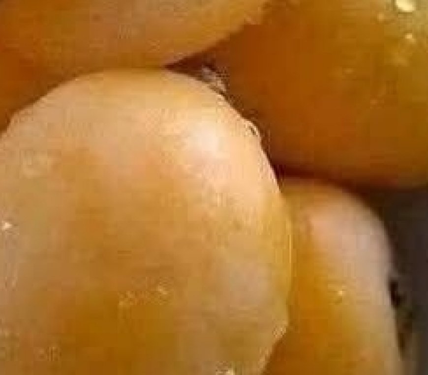 I’ve been trying to remember the name of this fruit my whole life